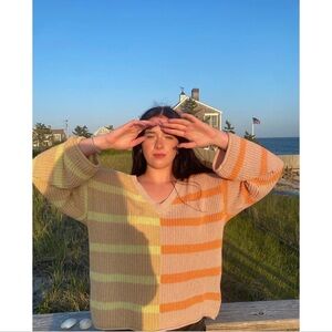 AMERICAN EAGLE Colorblock Striped Knit V-Neck Sweater